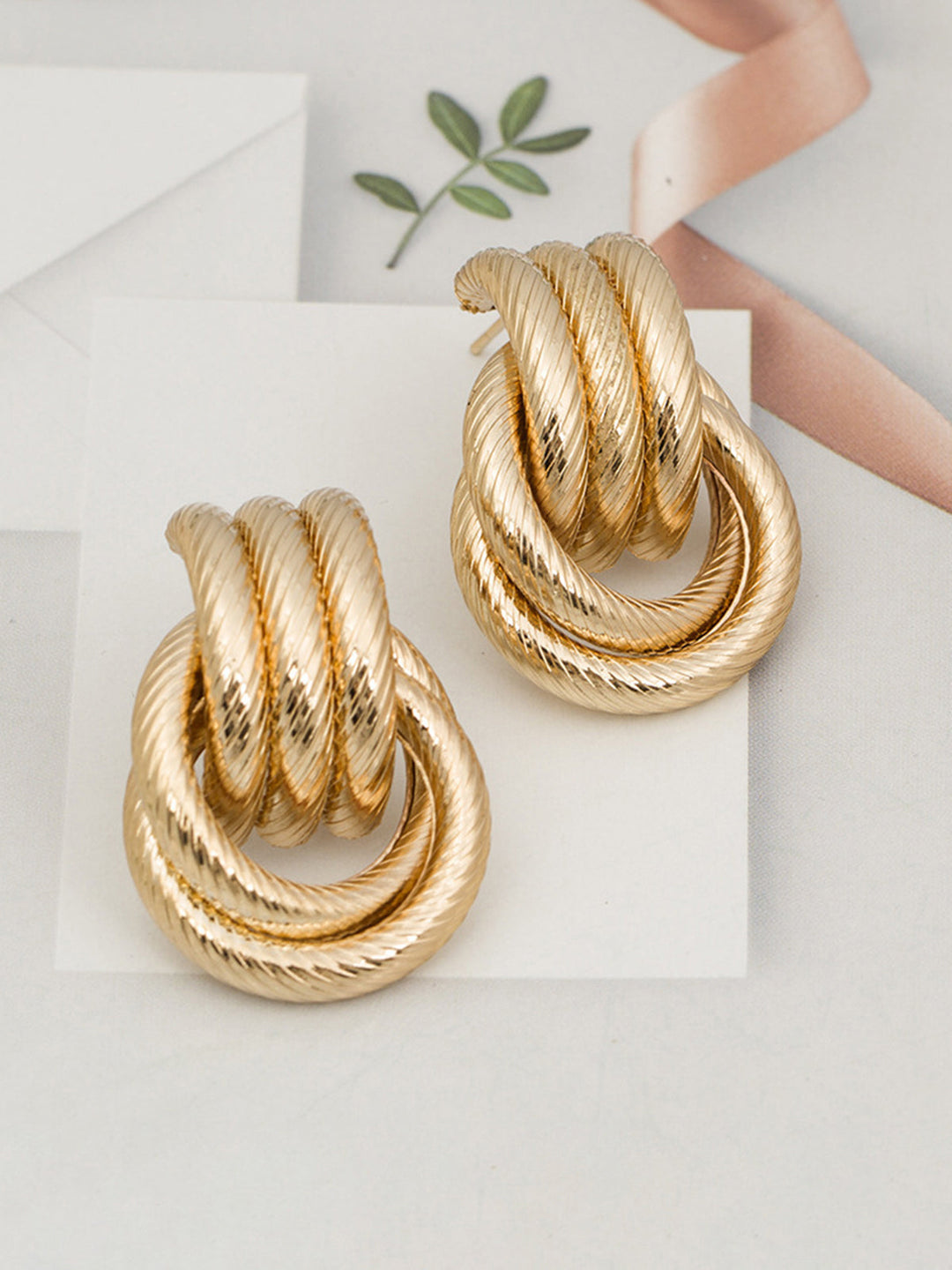 Kyrell - Textured Twisted Studs