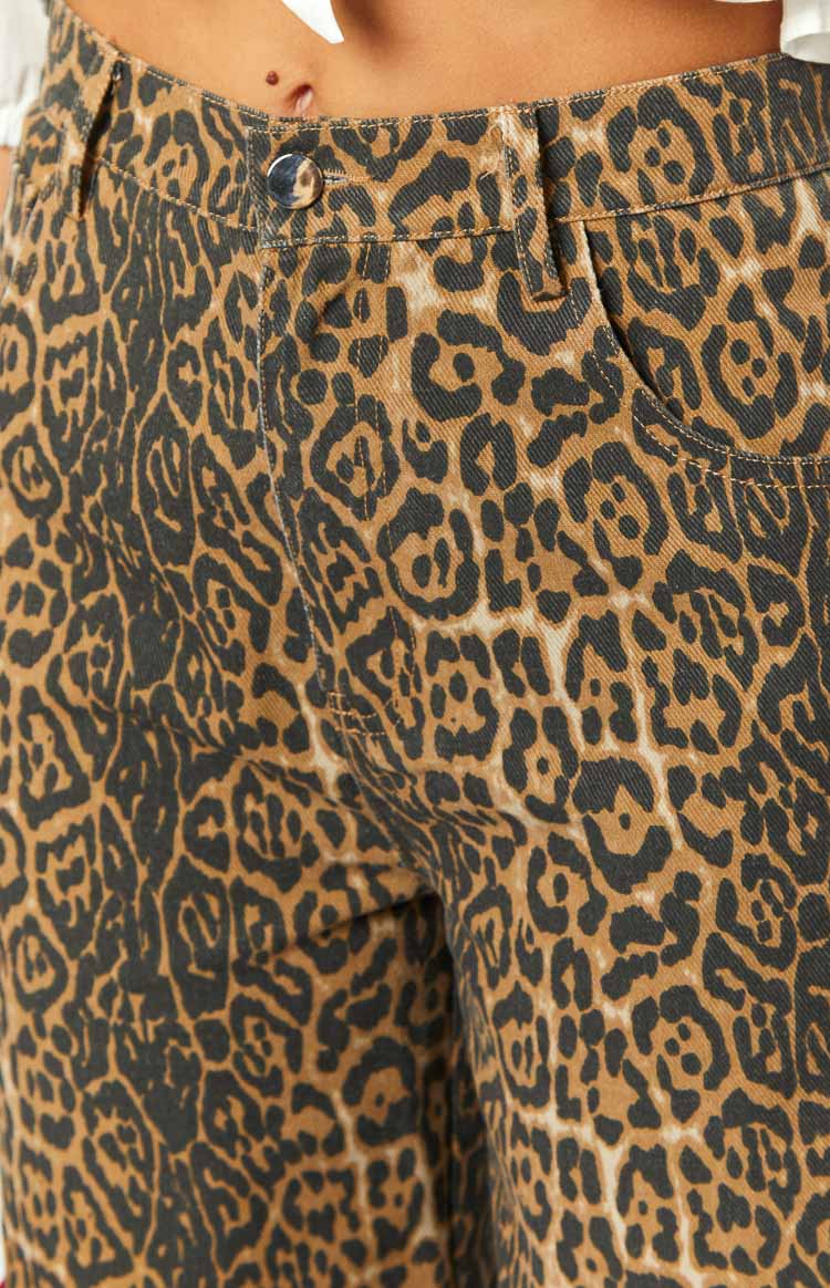 Serena - Leopard Print Straight Fit Jeans